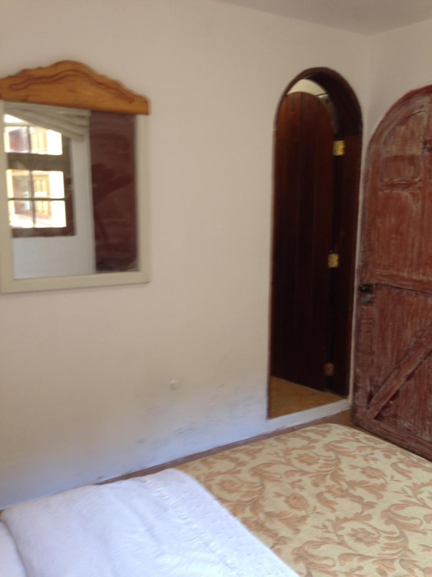 Casablanca Hotel Lima Bilik gambar