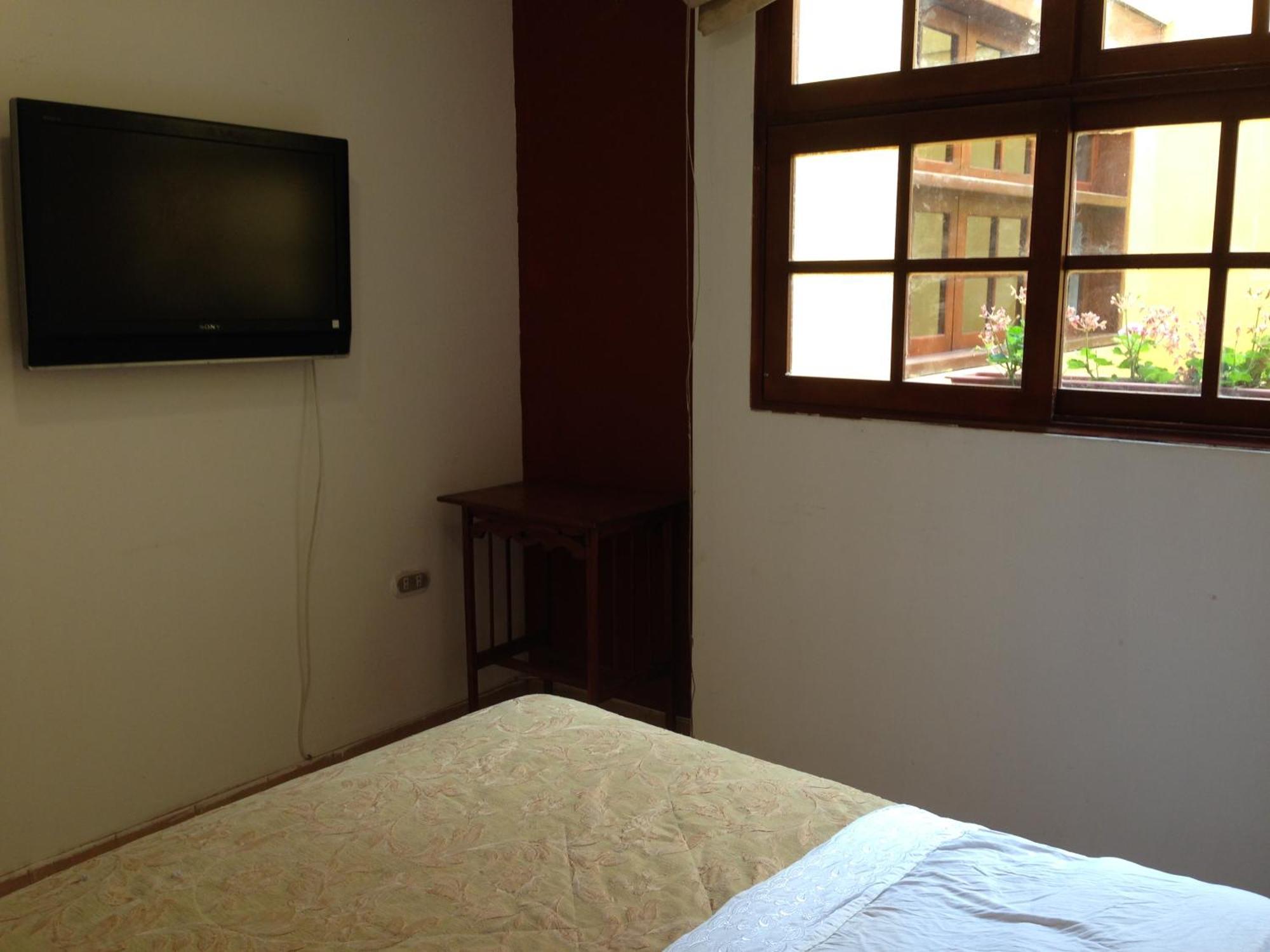 Casablanca Hotel Lima Bilik gambar